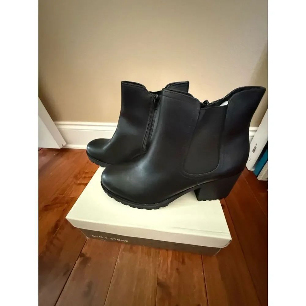 Salt And Stone Black Chunky Heel Chelsea Ankle Boots — image 5 of 8